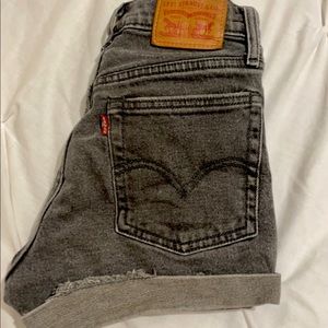Levi Shorts